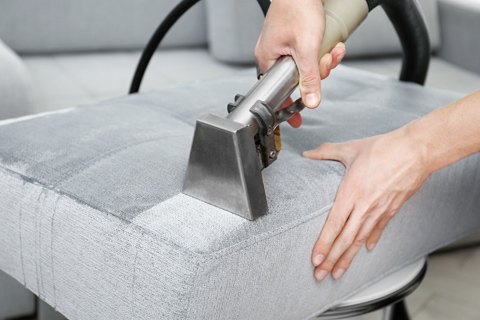 Upholstery deep cleaning